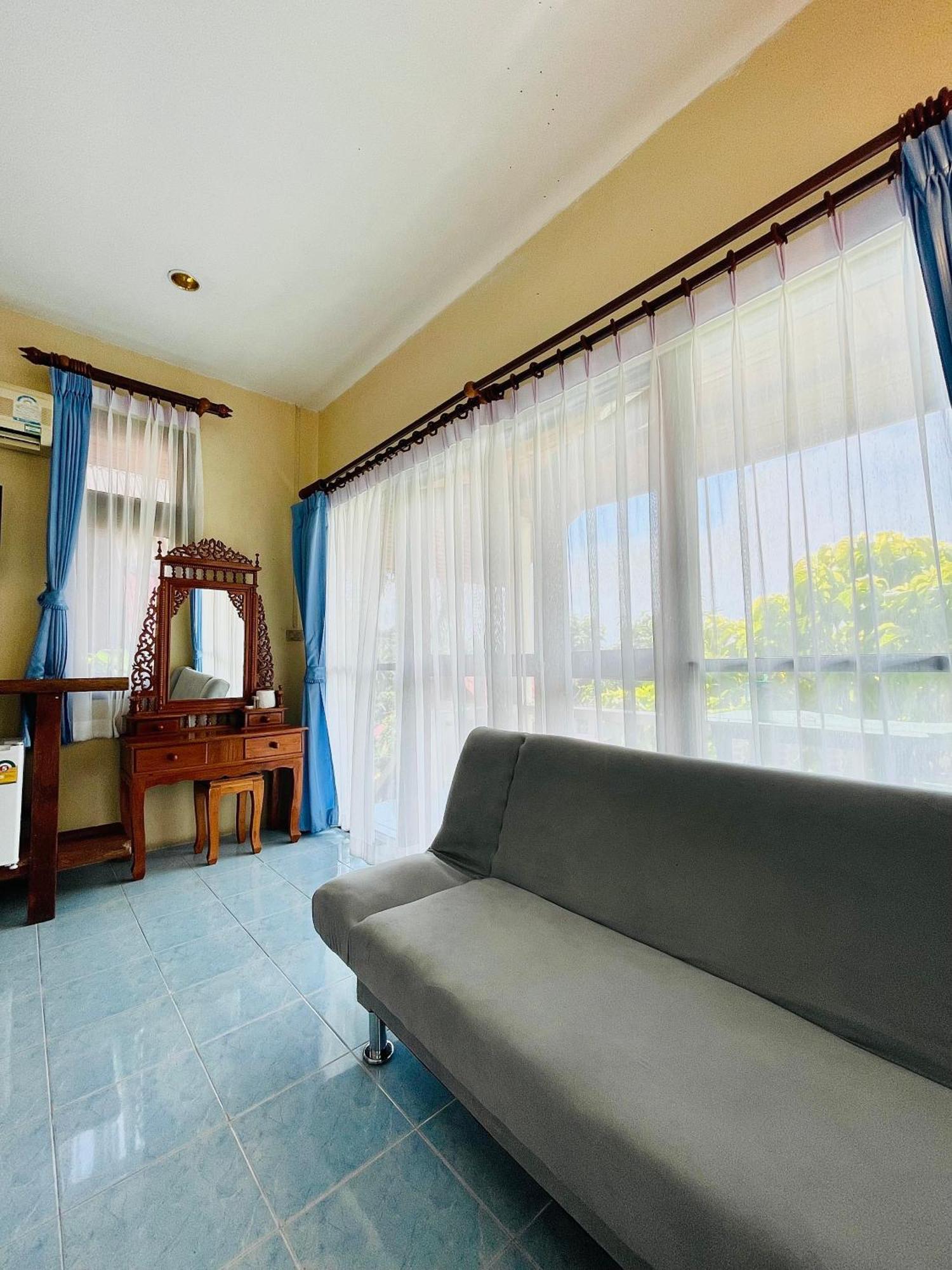 Tanouy Garden Villa Baan Khai Exterior photo