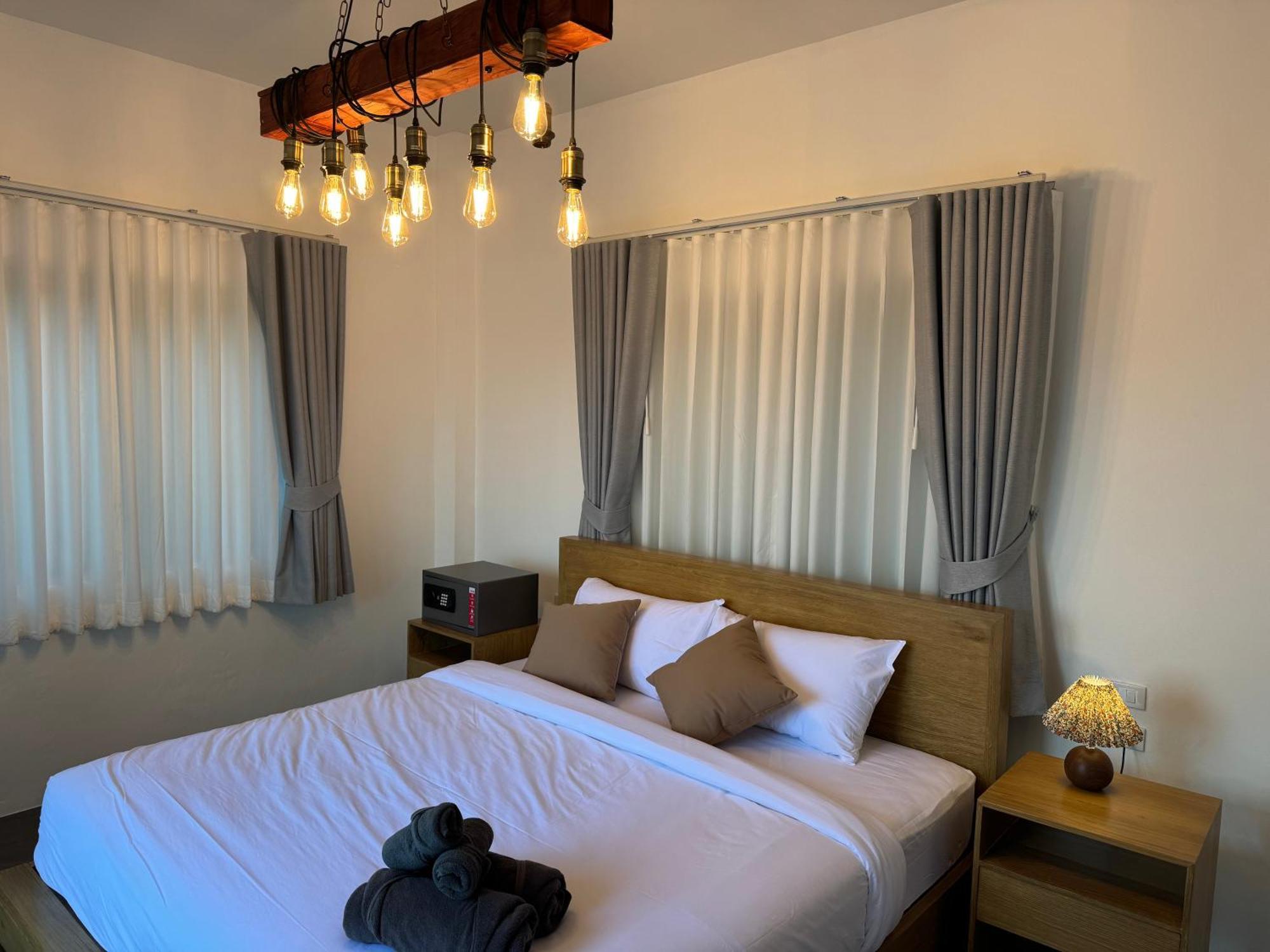 Tanouy Garden Villa Baan Khai Exterior photo