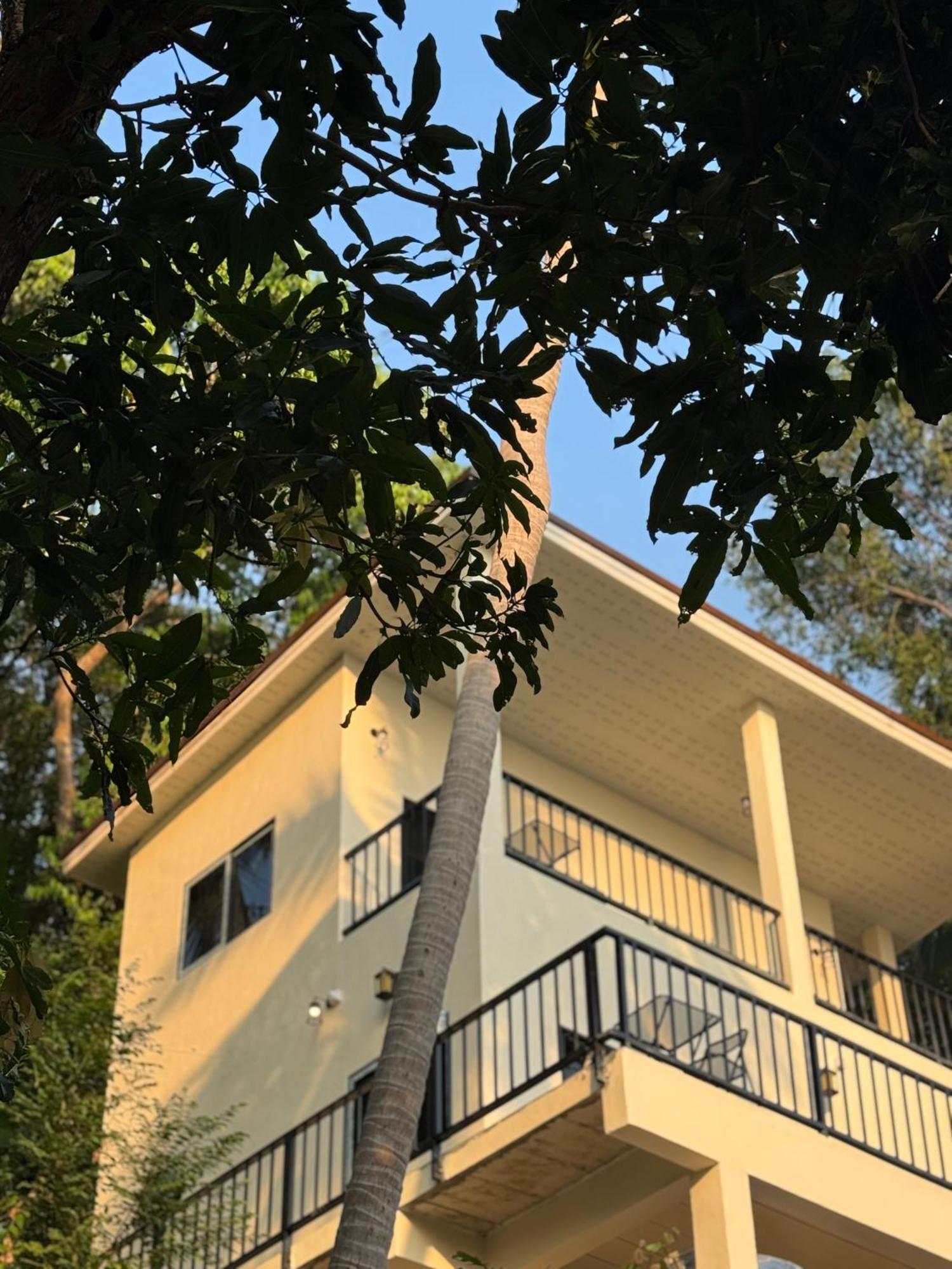 Tanouy Garden Villa Baan Khai Exterior photo